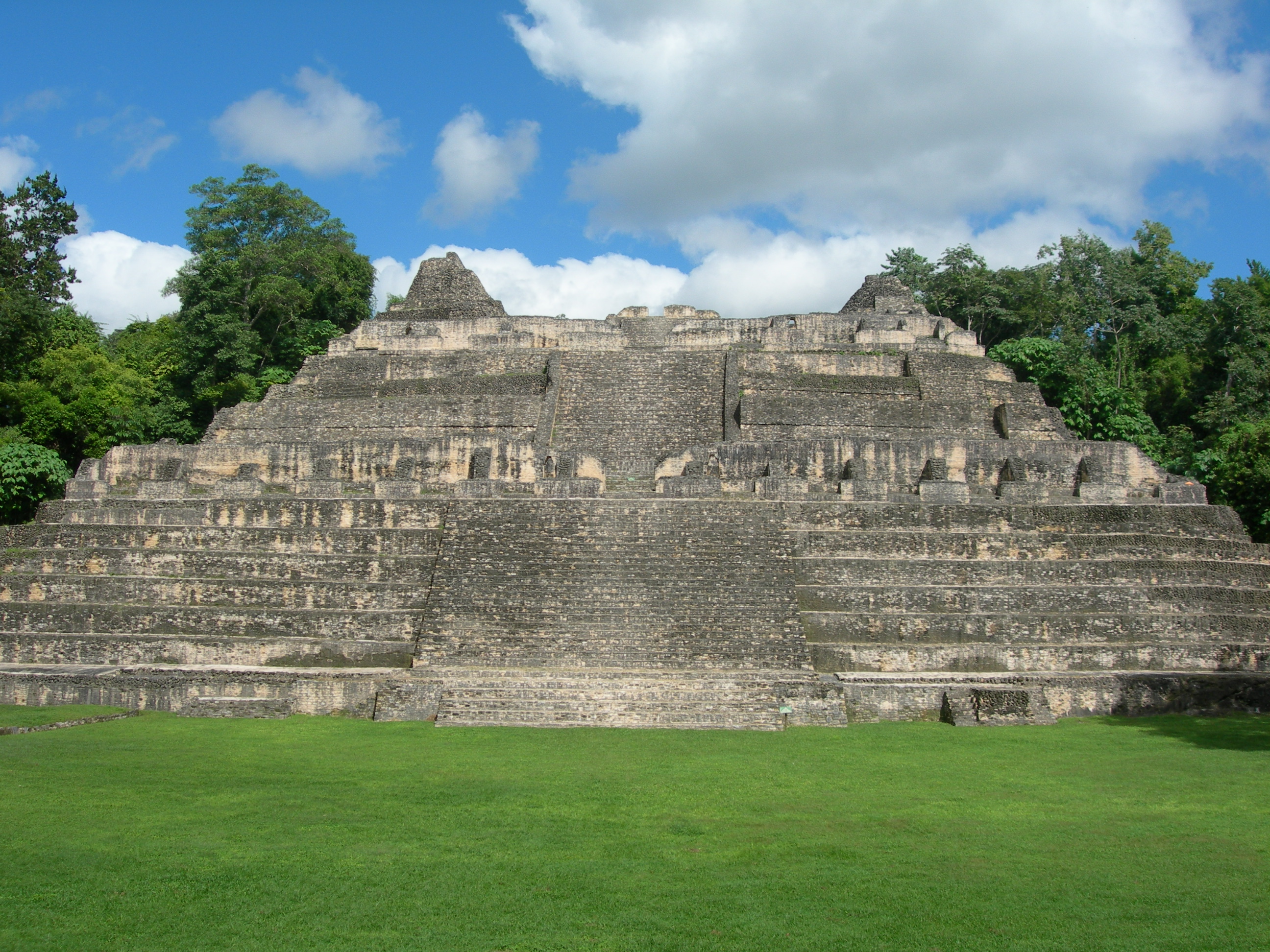 EXPEDITION TEMPLES OF THE MAYA